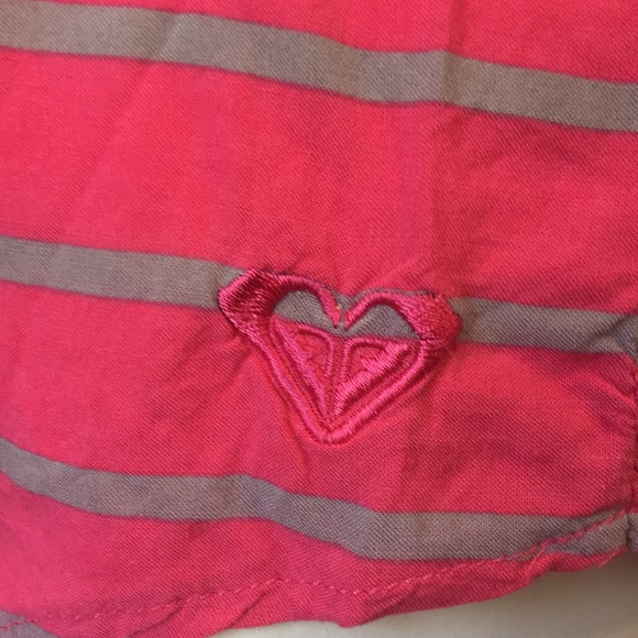 Sale 5 For $25 Roxy Top - Picture 6 of 6